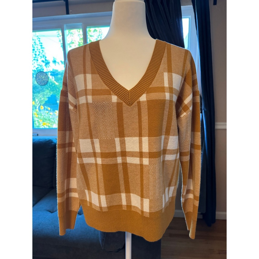 Christian Siriano V-neck Pullover Sweater Size‎ Medium